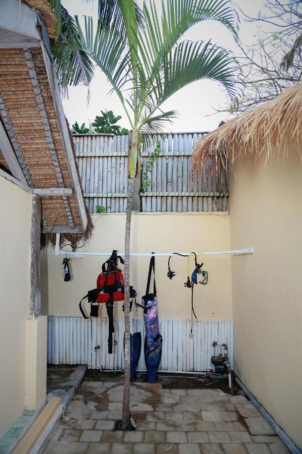Villa Sentosa, Cheerful 3-Bedroom Villa With Pool Gili Trawangan Eksteriør bilde